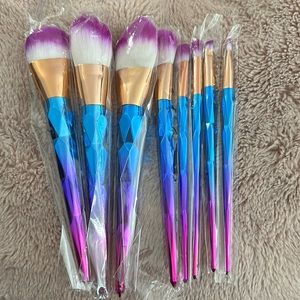 Rainbow make-up brush set.